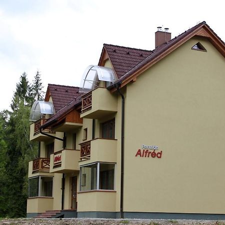阿尔弗里德酒店 Stará ľubovňa 外观 照片